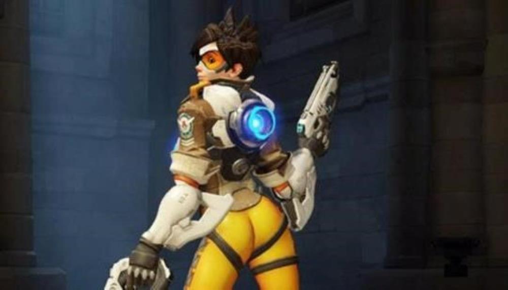 Overwatch 2 won't remove Tracer despite damage bug because she