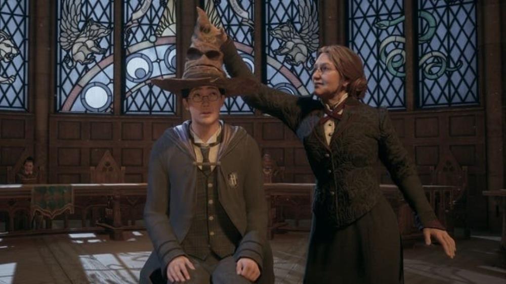 Hogwarts Legacy' Is Beating 'Modern Warfare 3' As The Best-Selling