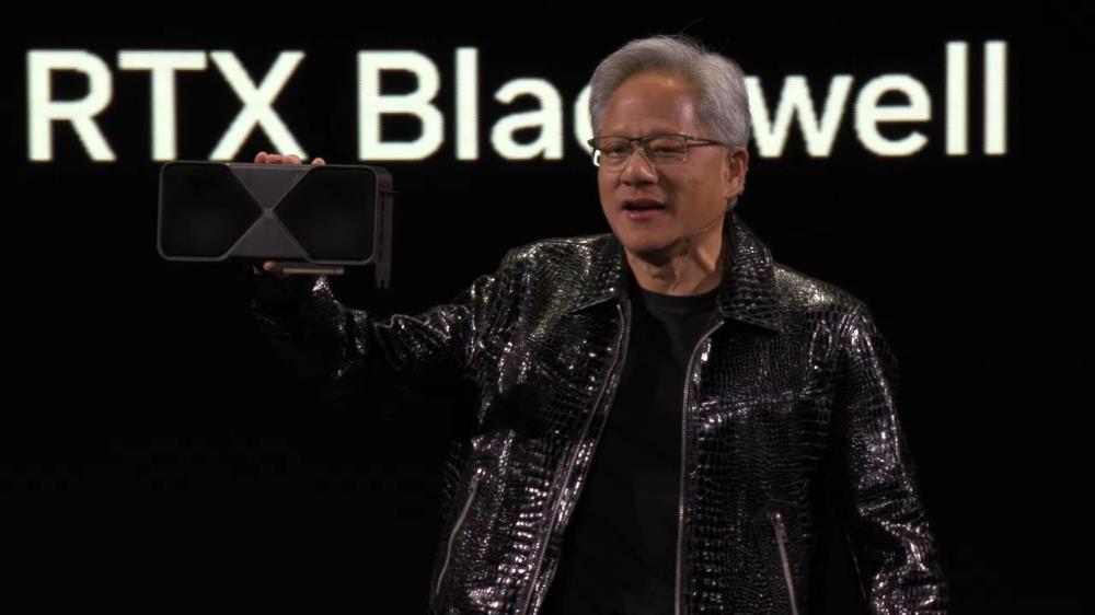 Nvidia CEOは5090の価格設定の懸念を却下します。ゲーマーは「ただ最高のものが欲しい」と言います