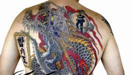 Kazuma Kiryus tattoo uncolored  Ý tưởng hình xăm Hình xăm nhật Hình xăm  rồng